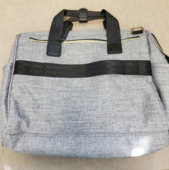 Diaper bag - Picture 2 of 4